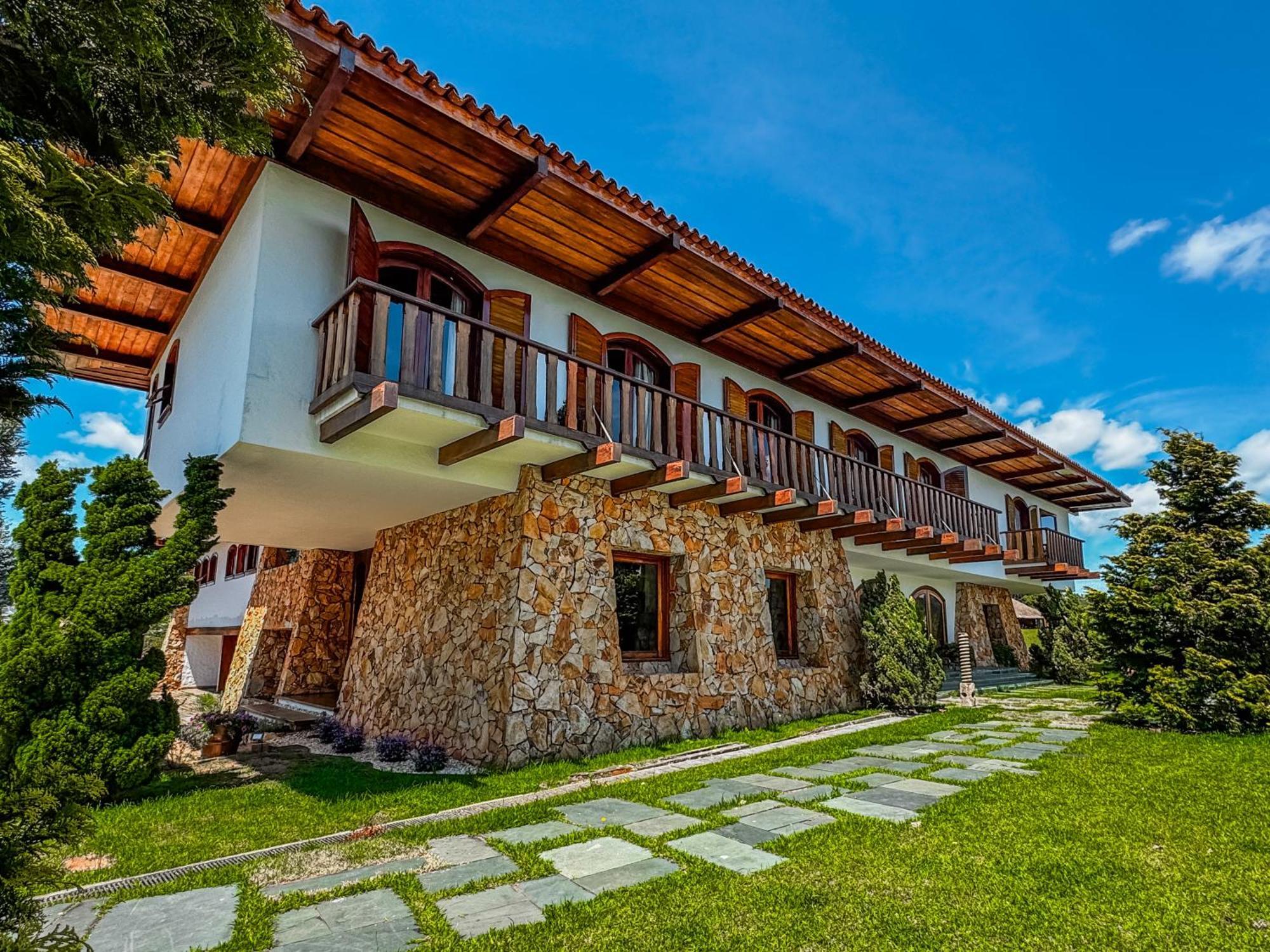 Mansao Nacional Inn Кампус-ду-Жордау Экстерьер фото