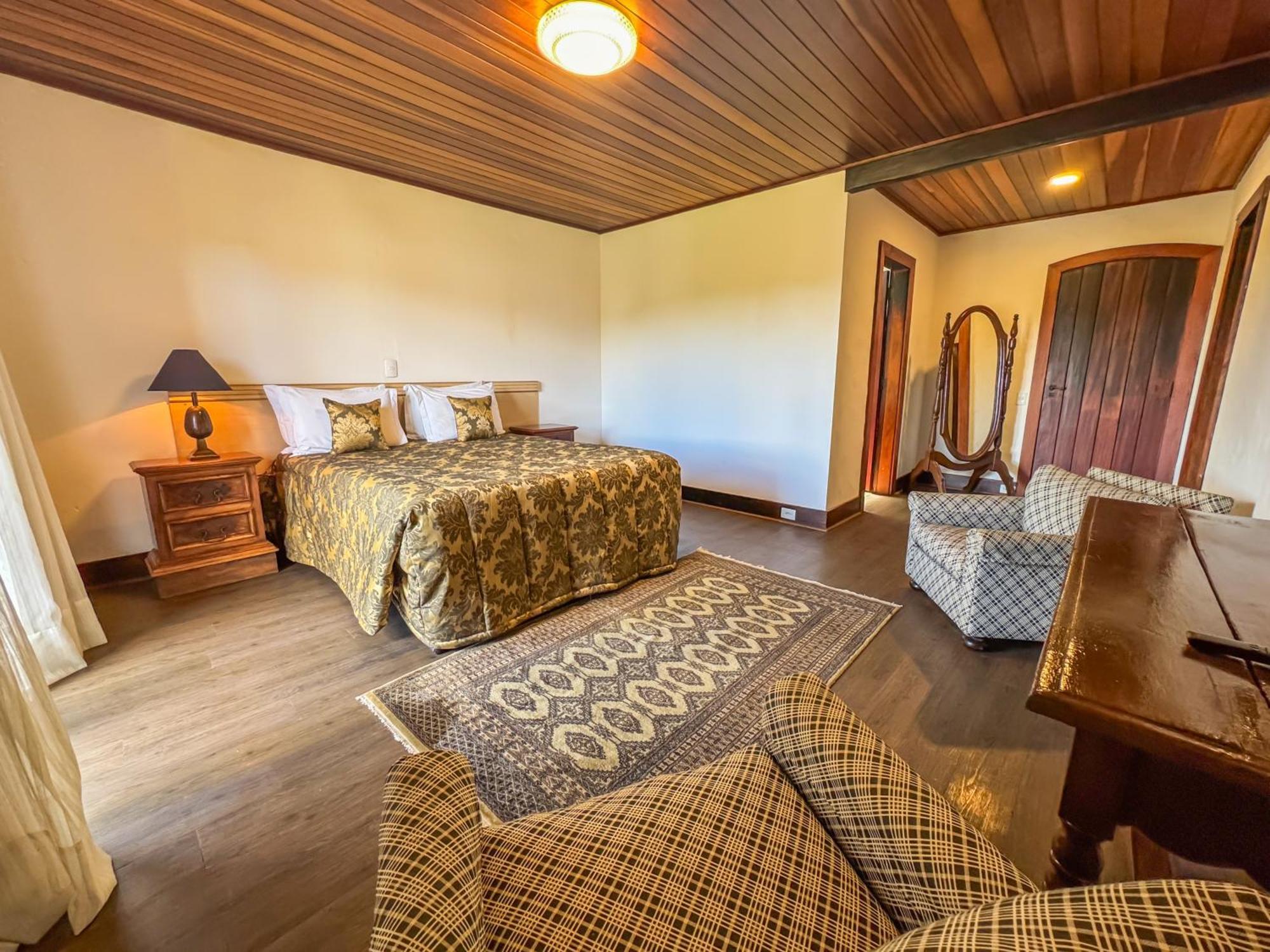 Mansao Nacional Inn Кампус-ду-Жордау Экстерьер фото